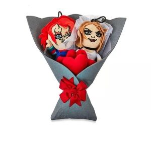 NEW Chucky And Tiffany Plush Valentine's Bouquet Multi-Color All Ages 11-13 Inch